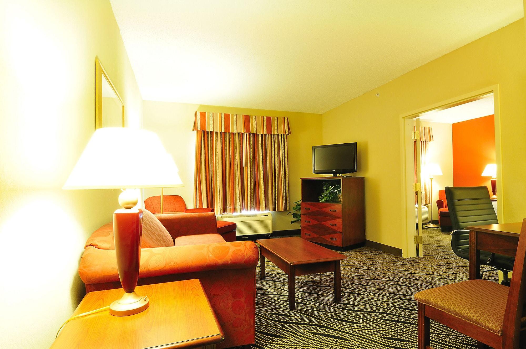 Hampton Inn Fayetteville Buitenkant foto