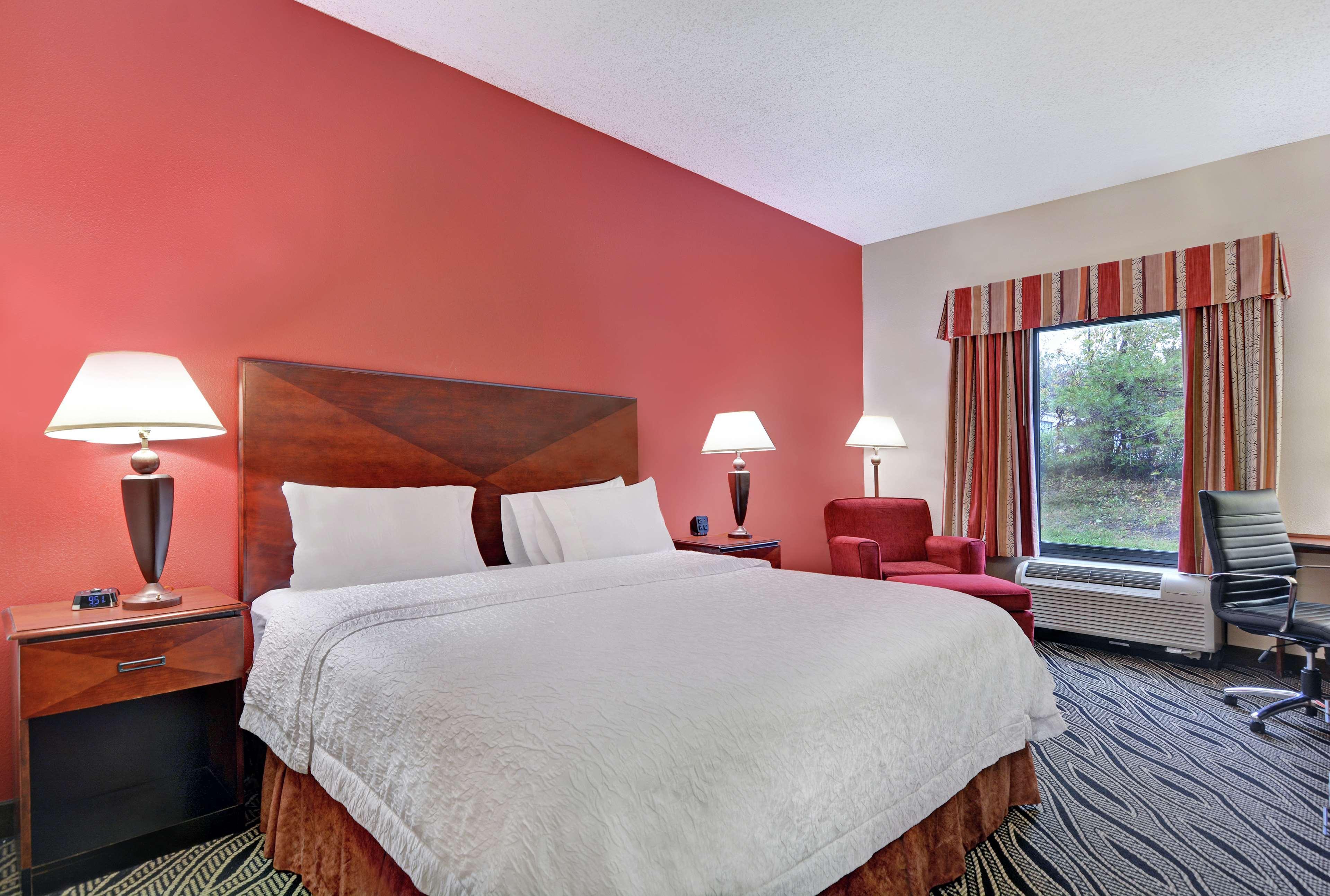 Hampton Inn Fayetteville Buitenkant foto