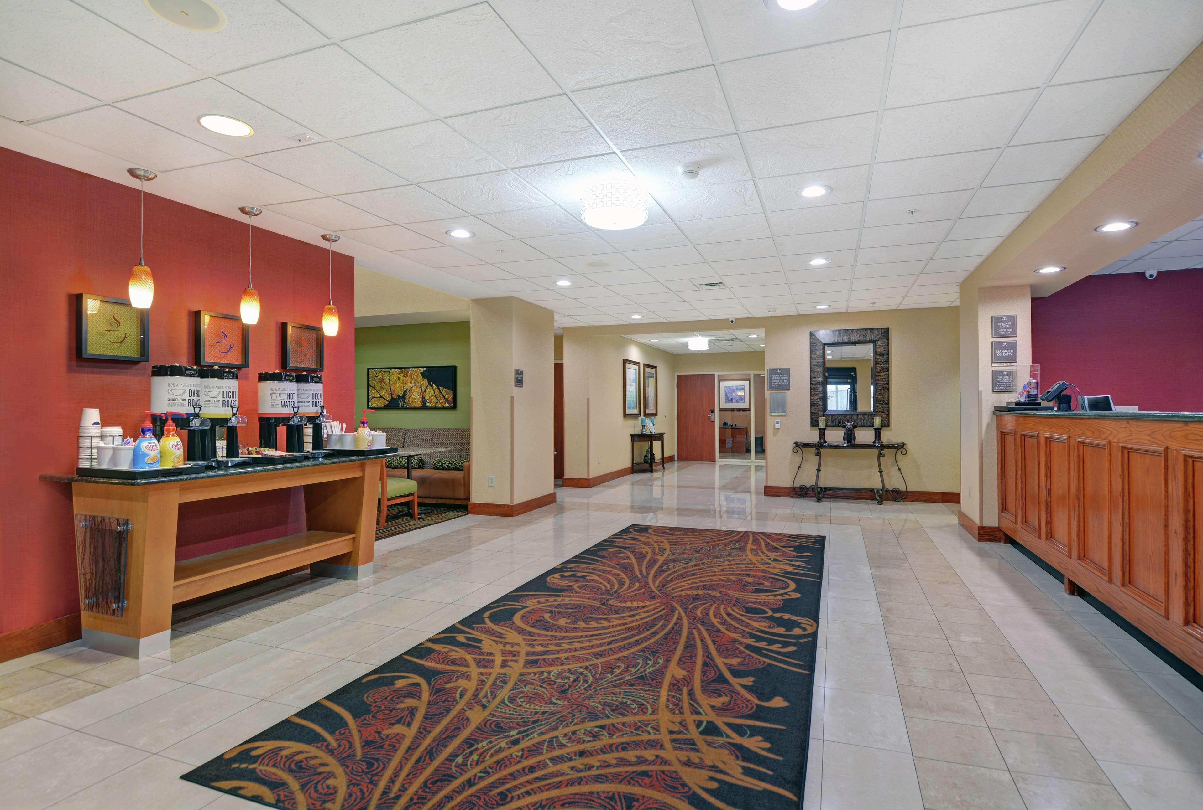 Hampton Inn Fayetteville Buitenkant foto