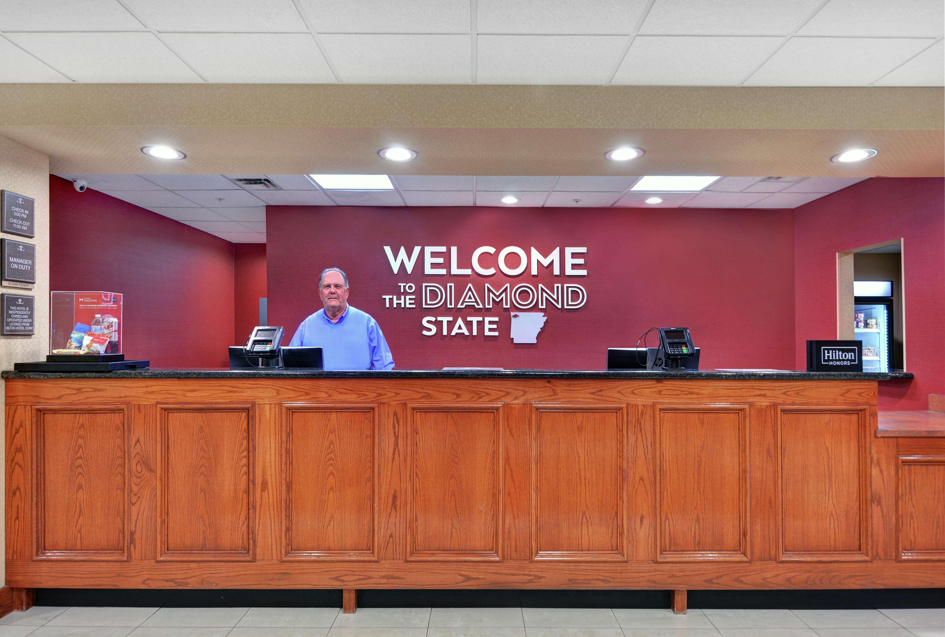 Hampton Inn Fayetteville Buitenkant foto