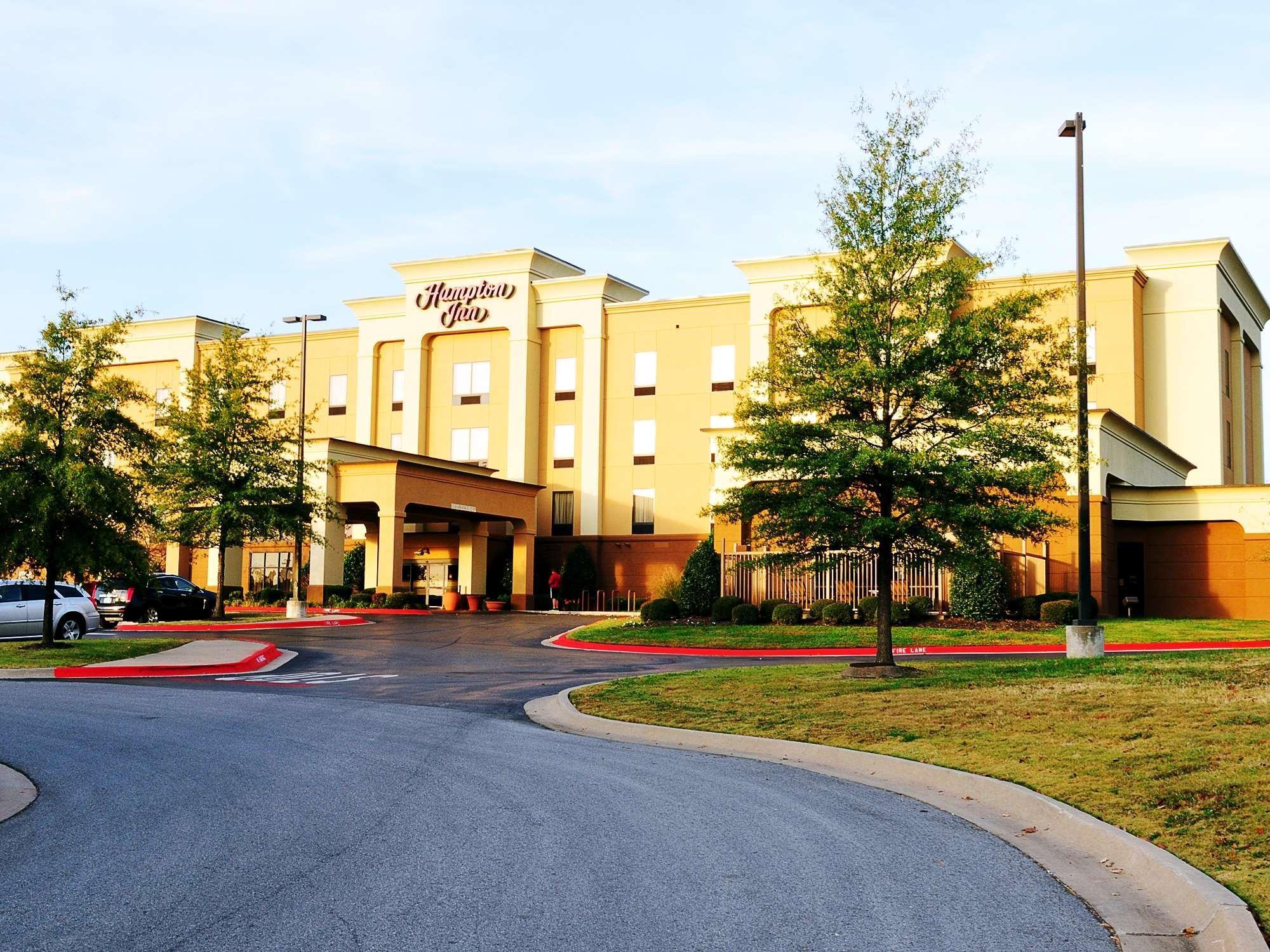 Hampton Inn Fayetteville Buitenkant foto