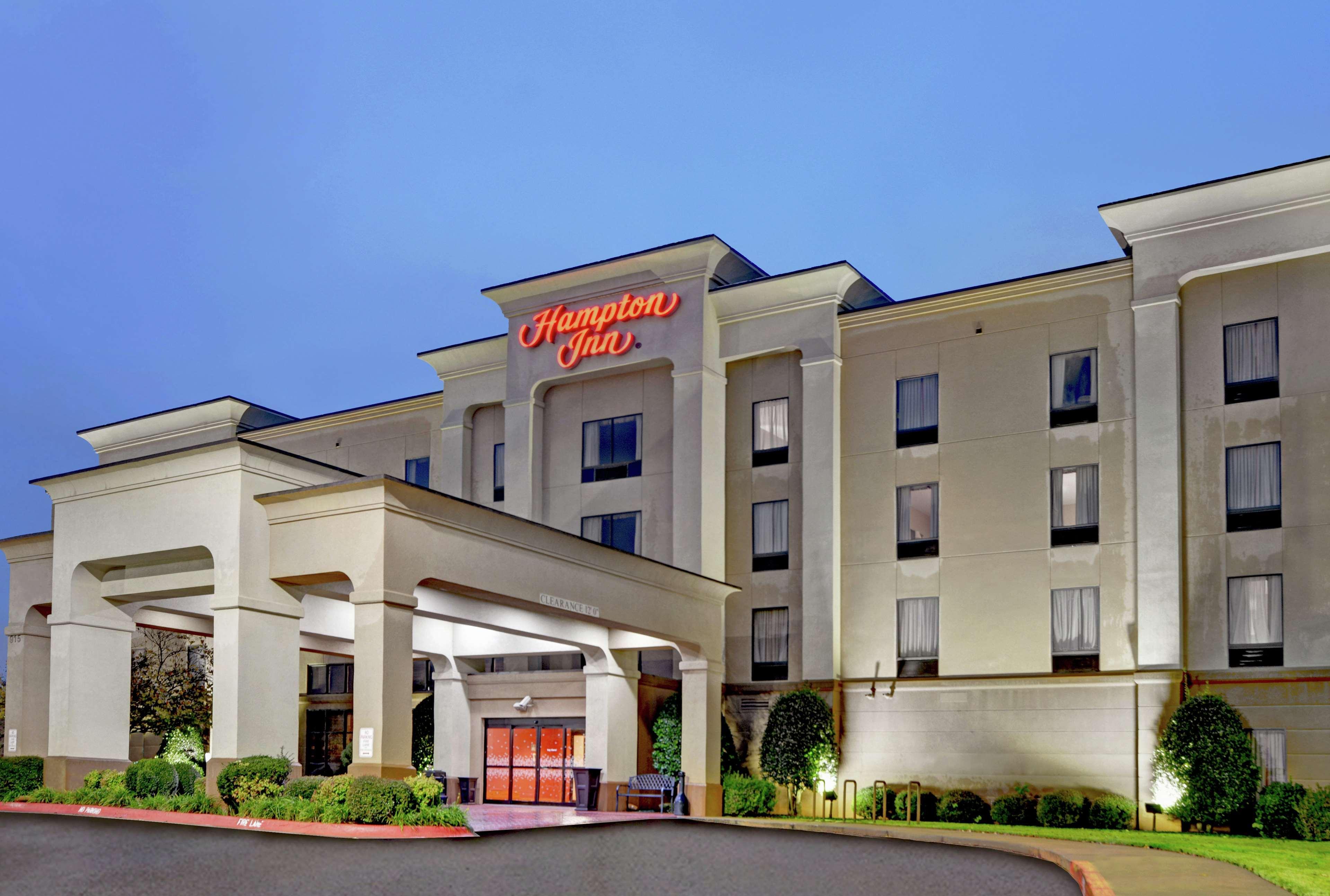 Hampton Inn Fayetteville Buitenkant foto