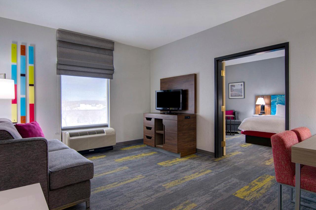 Hampton Inn Fayetteville Buitenkant foto